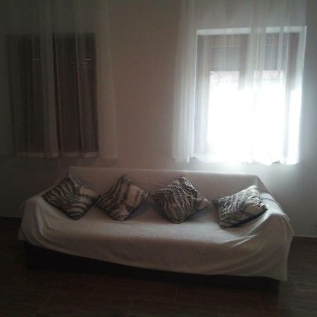 Apartmaji Matazin Črni Kal Εξωτερικό φωτογραφία