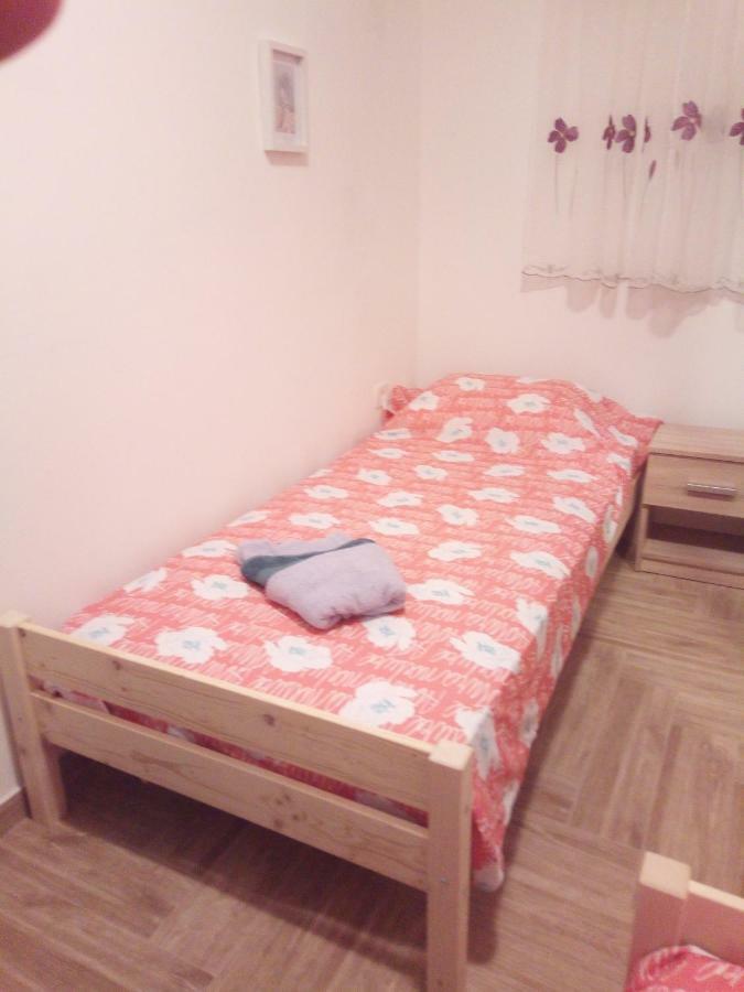 Apartmaji Matazin Črni Kal Εξωτερικό φωτογραφία