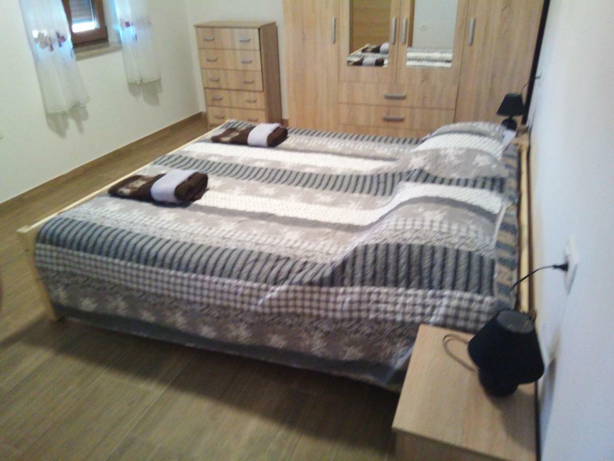 Apartmaji Matazin Črni Kal Εξωτερικό φωτογραφία