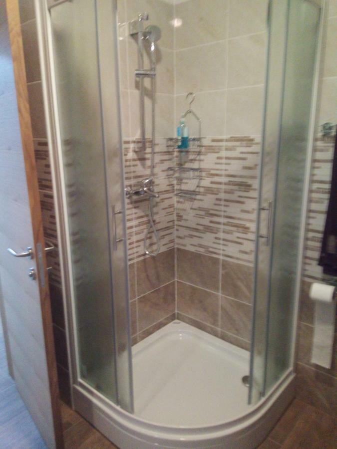 Apartmaji Matazin Črni Kal Εξωτερικό φωτογραφία