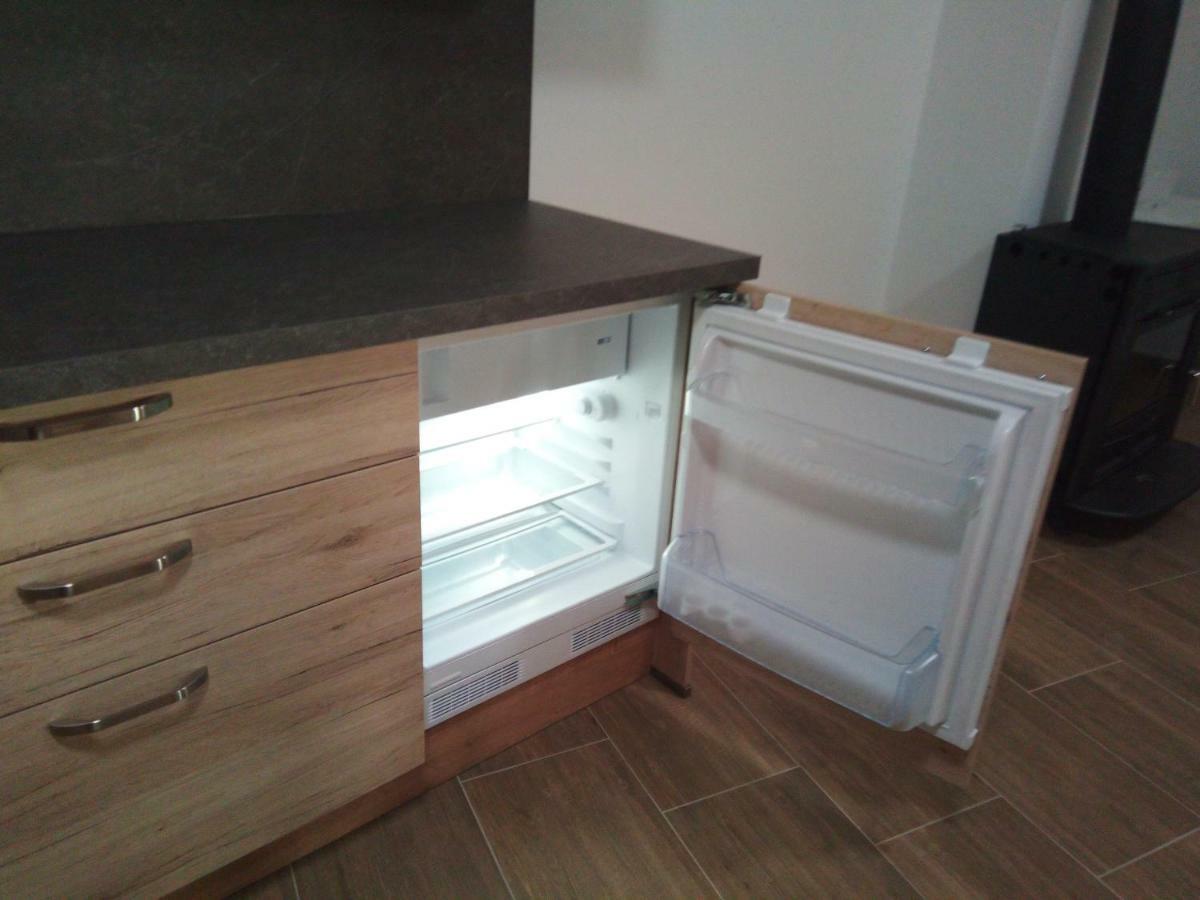Apartmaji Matazin Črni Kal Εξωτερικό φωτογραφία
