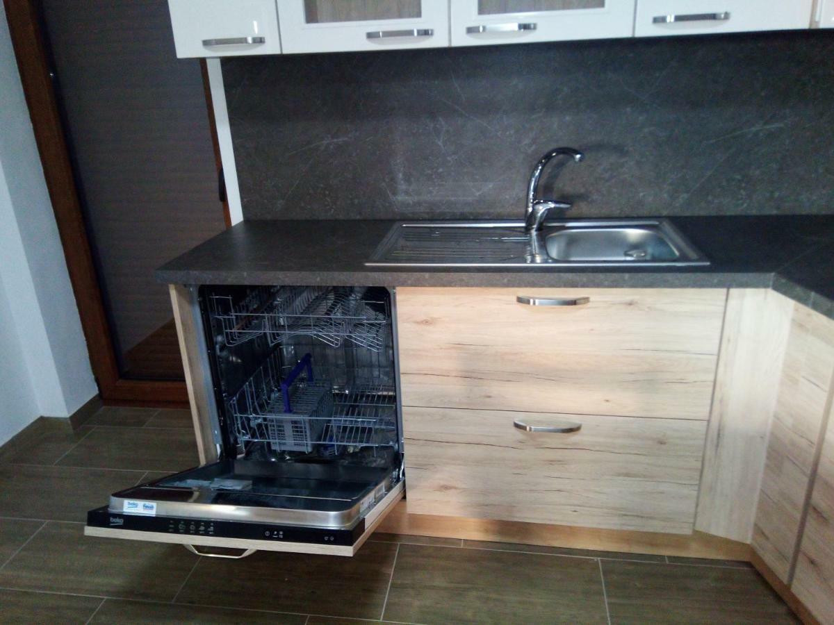 Apartmaji Matazin Črni Kal Εξωτερικό φωτογραφία