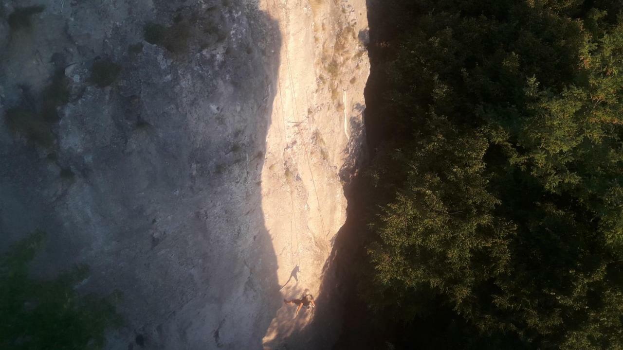 Apartmaji Matazin Črni Kal Εξωτερικό φωτογραφία